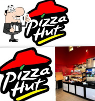 Tofield Pizza Hut inside