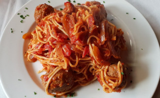 Amici Trattoria food