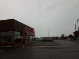 Tim Hortons outside