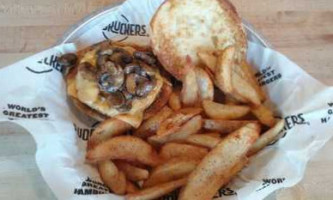 Fuddruckers food