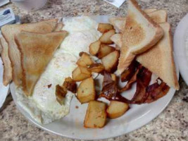 Bullpen food