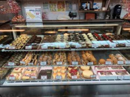 Carlo's Bakery food