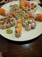 En Bistro Sushi food