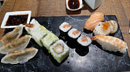 Takeme Sushi Granada food