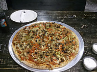 Ronny's Pizza food