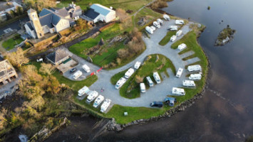 Guesthouse Stonehouse outside