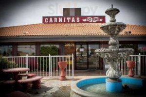 Carnitas Tio Juan inside