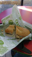 Quiznos food