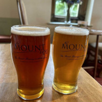 The Mount Inn At Stanton food