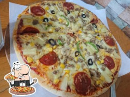 Gratus Pizza food