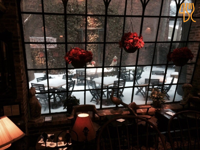 restaurant image