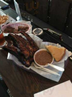 Conway's Smokin' Grill food