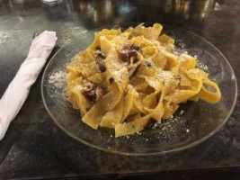 8 1/2 Caffe Bottega food