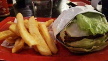 Red Robin Gourmet Burgers And Brews food