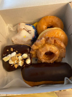 Zombee Donuts food