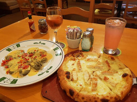 Olive Garden food