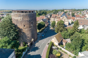 Auberge des Vieilles Tours outside