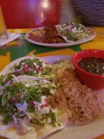 Fuzzy's Taco Shop food