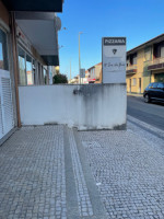 Senhora Da Guia outside