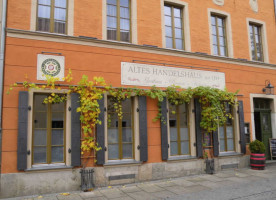 Altes Handelshaus outside