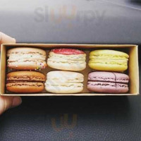 Macaron food