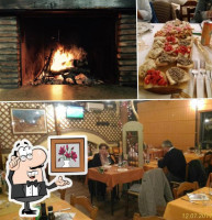 Pizzeria La Greppia food