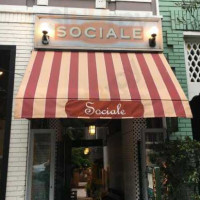 Sociale outside