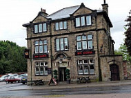 The Old Crown Inn outside