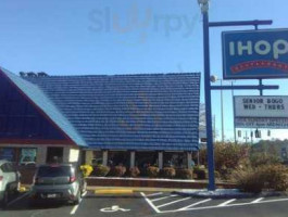 Ihop outside