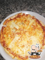 Pizza Des Nations. food