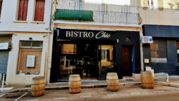 Le Bistrot des Cheeseburgers inside