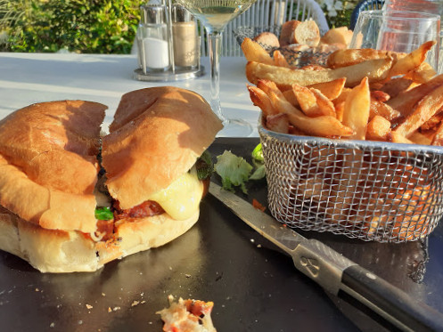 restaurant image