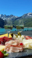 Gîte du Lac de Moiry food