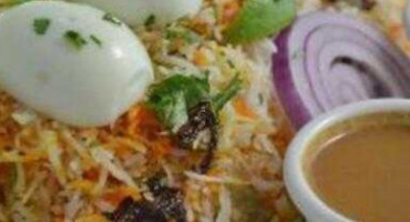 Paradise Biryani Pointe food