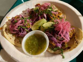 La Placita Taco Grill food