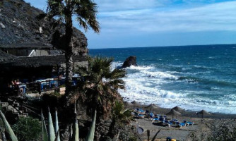 La Cala outside