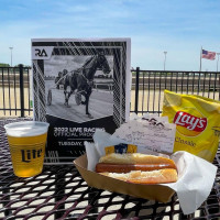 Running Aces Casino, Racetrack food