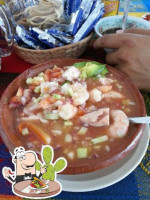 Mariscos El Payo food