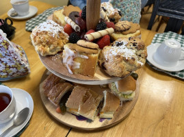 Crest Hill Antiques Tea Room food