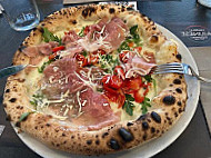 Pizzeria F.lli Iaiunese food