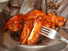 Big Bone Bbq & Wicked Wings food