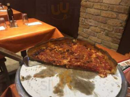 Chicago's Pizza food