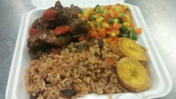 Calabash Alley Caribbean food