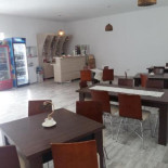 Yasmi Caffee În interior
