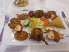 Le Shaad food