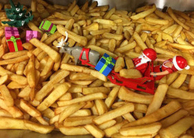 A La Frite Qui Chante food