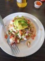 Mariscos El Guero food