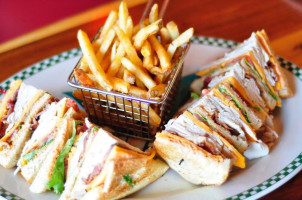 Barney's Beanery - Santa Monica food