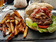 Le Comptoir a Burgers food