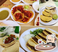 El Taco Veloz food